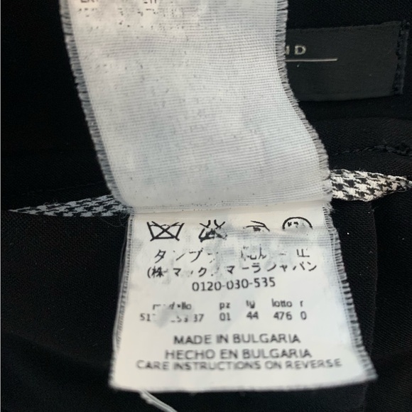 WEEKEND MAX MARA Pleated Black Trousers - Picture 6 of 8